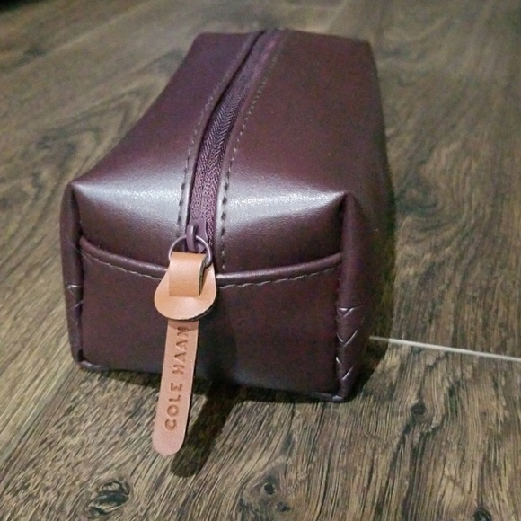Cole Haan Toiletries Bag - Picture 3 of 5
